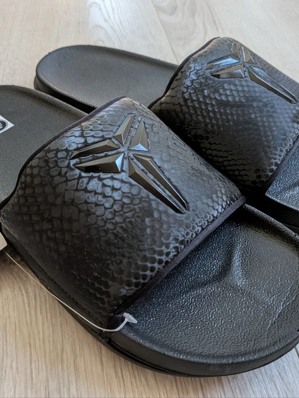 DS Nike Kobe Bryant Mamba triple black Slides Black Snake Skin